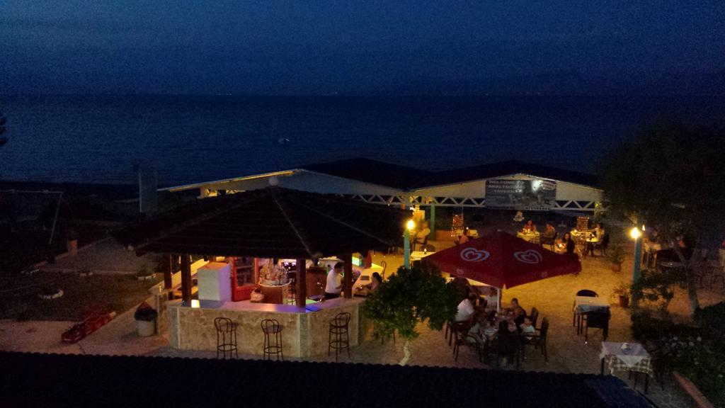 Nikolas Club Kávos Екстериор снимка