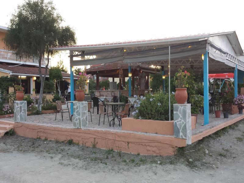 Nikolas Club Kávos Екстериор снимка