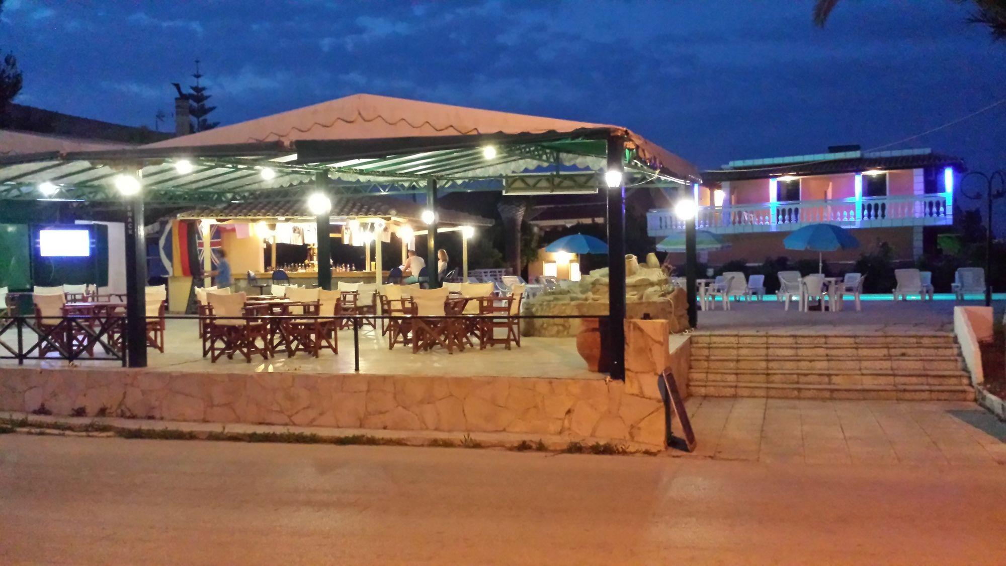 Nikolas Club Kávos Екстериор снимка